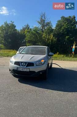 Позашляховик / Кросовер Nissan Qashqai 2012 в Кременці