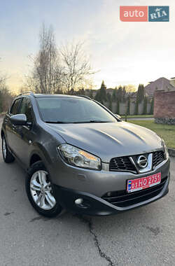 Внедорожник / Кроссовер Nissan Qashqai 2011 в Ровно