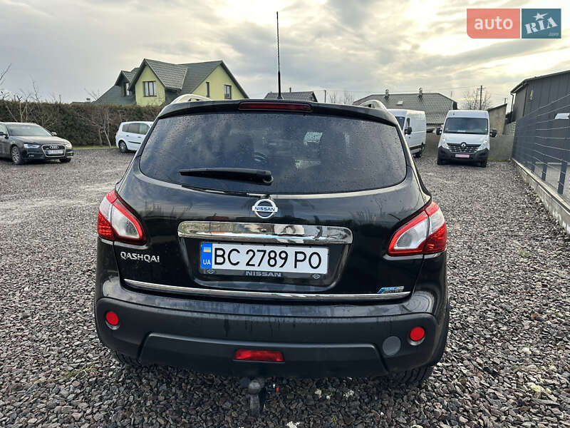 Позашляховик / Кросовер Nissan Qashqai 2011 в Радехові