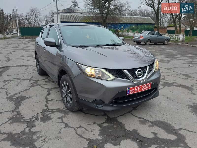 Внедорожник / Кроссовер Nissan Qashqai 2014 в Новоархангельске