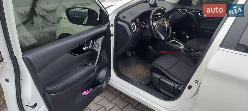 Позашляховик / Кросовер Nissan Qashqai 2016 в Хмельницькому