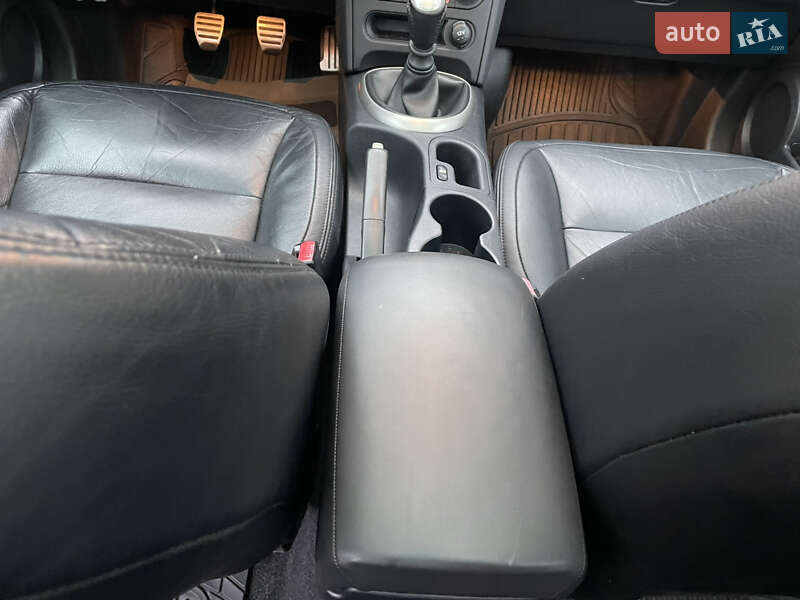 Внедорожник / Кроссовер Nissan Qashqai 2012 в Стрые