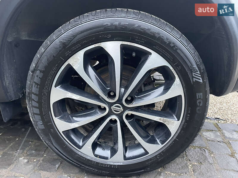 Внедорожник / Кроссовер Nissan Qashqai 2012 в Стрые