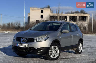 Позашляховик / Кросовер Nissan Qashqai 2010 в Житомирі