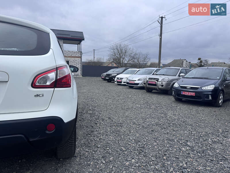 Внедорожник / Кроссовер Nissan Qashqai 2013 в Звенигородке