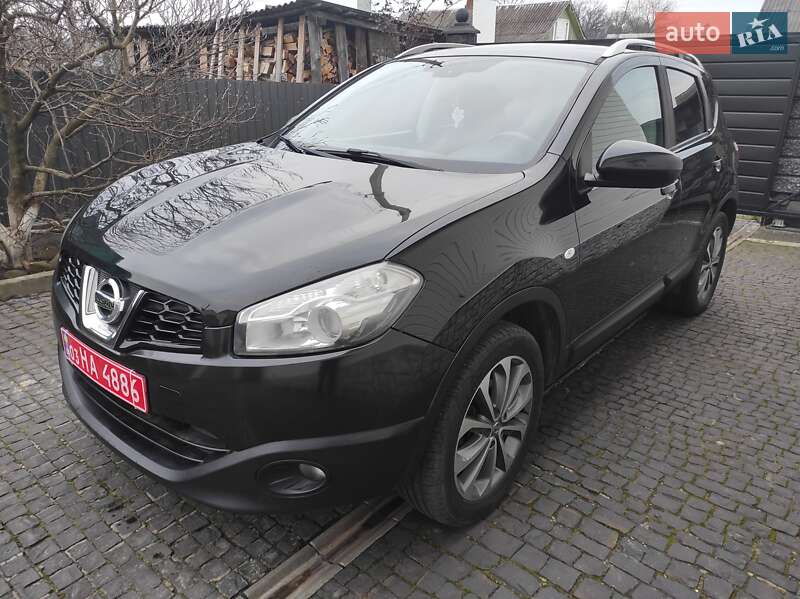 Внедорожник / Кроссовер Nissan Qashqai 2010 в Ровно