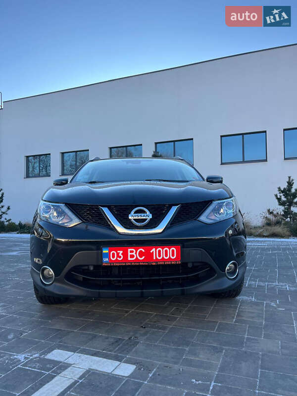 Внедорожник / Кроссовер Nissan Qashqai 2016 в Луцке