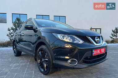 Внедорожник / Кроссовер Nissan Qashqai 2016 в Луцке