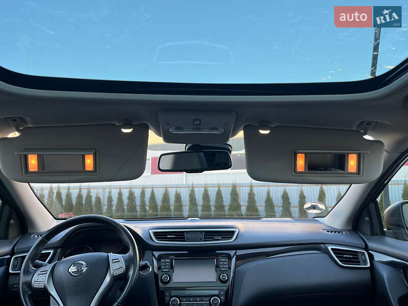 Внедорожник / Кроссовер Nissan Qashqai 2016 в Луцке