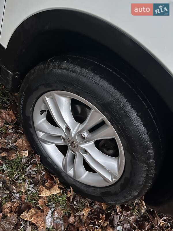 Внедорожник / Кроссовер Nissan Qashqai 2010 в Корце