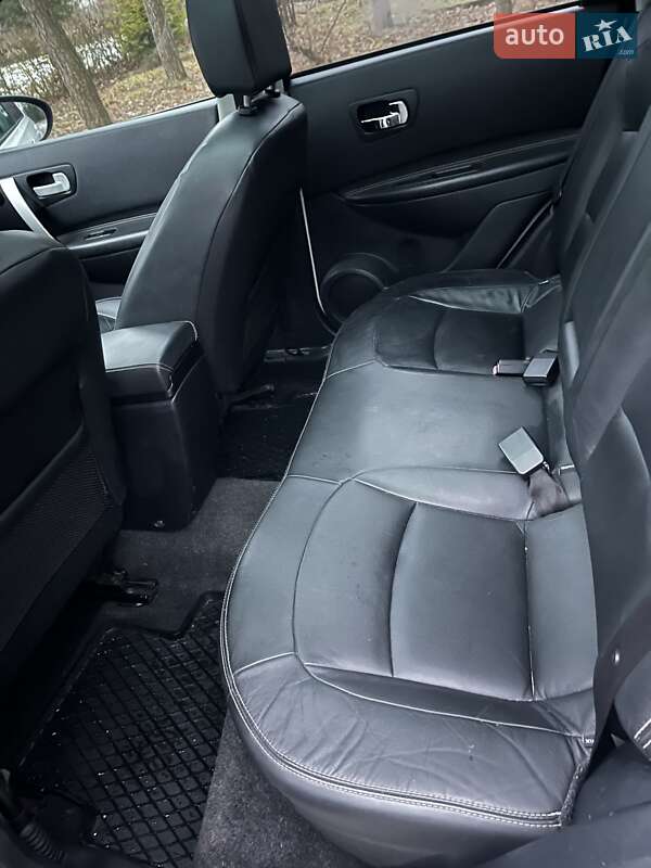 Внедорожник / Кроссовер Nissan Qashqai 2010 в Корце