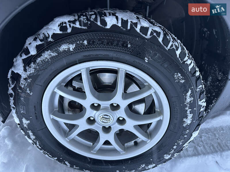 Внедорожник / Кроссовер Nissan Qashqai 2013 в Глухове