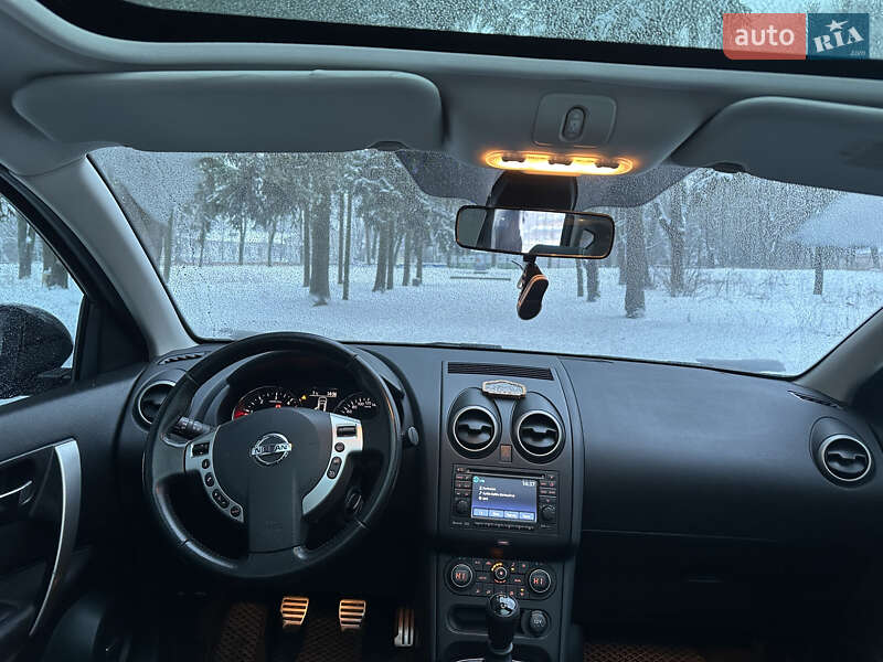 Внедорожник / Кроссовер Nissan Qashqai 2013 в Глухове