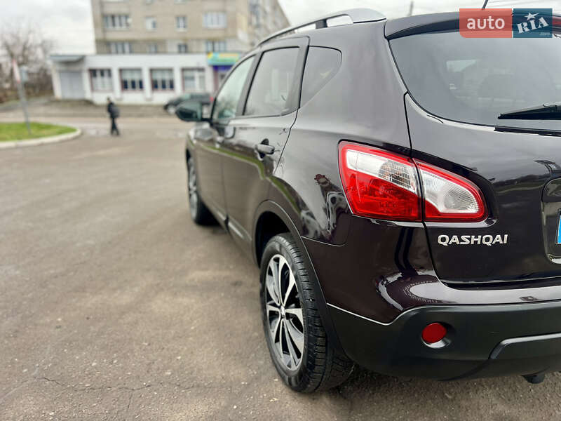 Позашляховик / Кросовер Nissan Qashqai 2013 в Дубні