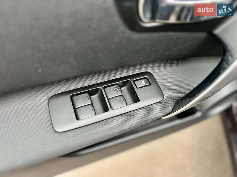 Позашляховик / Кросовер Nissan Qashqai 2013 в Дубні