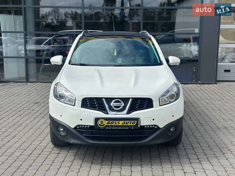 Внедорожник / Кроссовер Nissan Qashqai 2010 в Ивано-Франковске