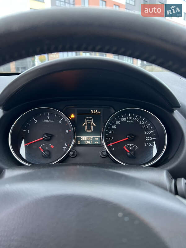 Внедорожник / Кроссовер Nissan Qashqai 2010 в Луцке