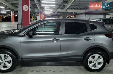 Позашляховик / Кросовер Nissan Qashqai 2021 в Києві