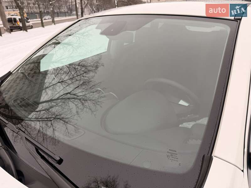 Внедорожник / Кроссовер Nissan Qashqai 2012 в Днепре