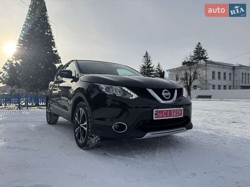 Внедорожник / Кроссовер Nissan Qashqai 2014 в Новоархангельске