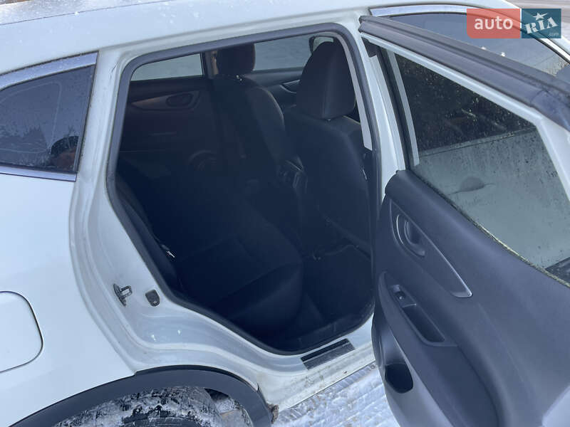 Внедорожник / Кроссовер Nissan Qashqai 2017 в Киеве