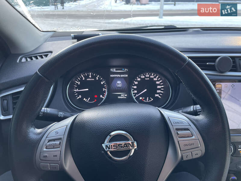 Внедорожник / Кроссовер Nissan Qashqai 2017 в Киеве