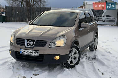 Внедорожник / Кроссовер Nissan Qashqai 2007 в Сарнах