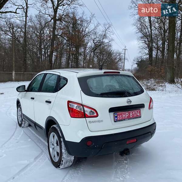 Внедорожник / Кроссовер Nissan Qashqai 2012 в Киверцах