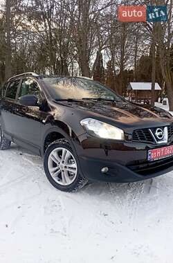 Позашляховик / Кросовер Nissan Qashqai 2010 в Млиніві