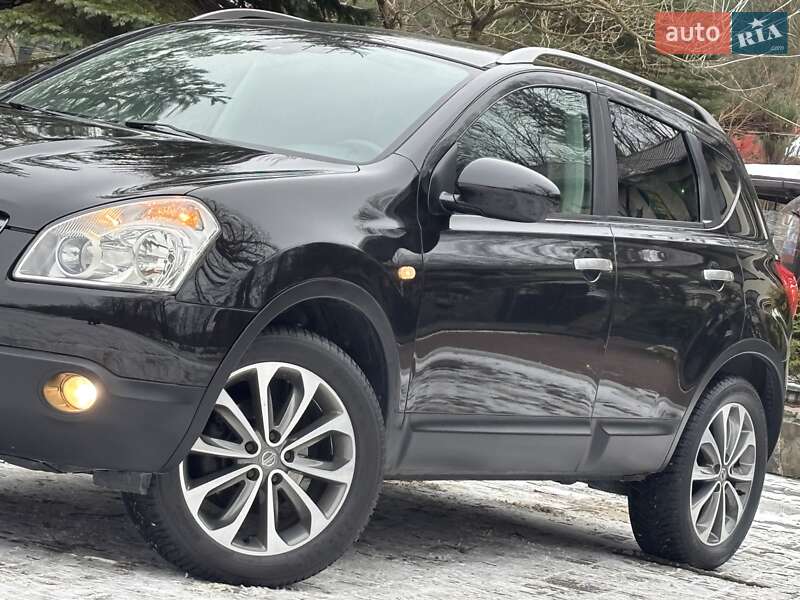 Внедорожник / Кроссовер Nissan Qashqai 2009 в Дрогобыче