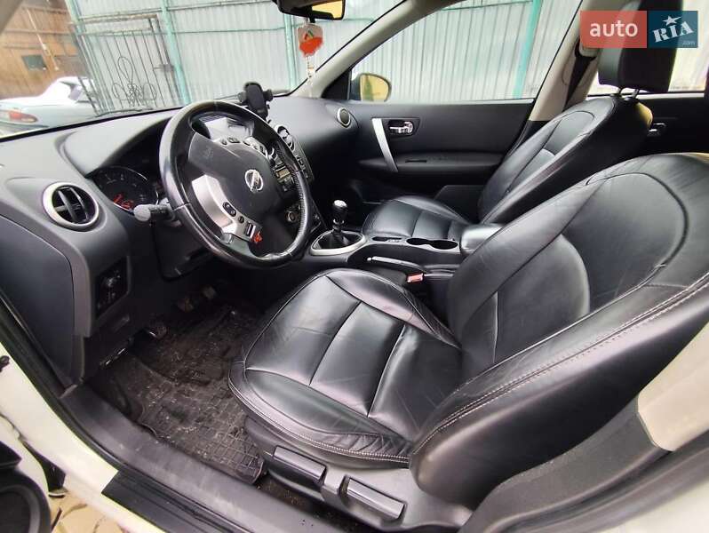 Внедорожник / Кроссовер Nissan Qashqai 2010 в Трускавце фото 9 Внедорожник / Кроссовер Nissan Qashqai 2010 в Трускавце