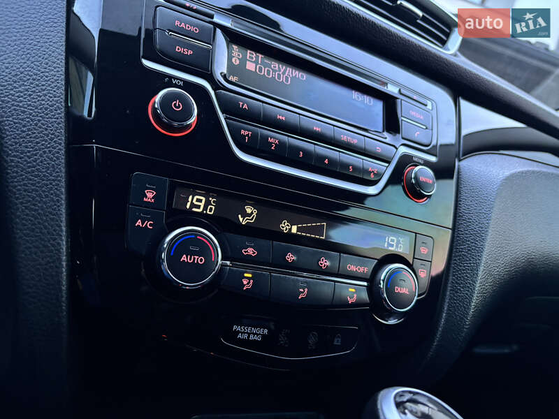 Внедорожник / Кроссовер Nissan Qashqai 2020 в Львове