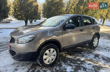 Внедорожник / Кроссовер Nissan Qashqai 2010 в Ровно