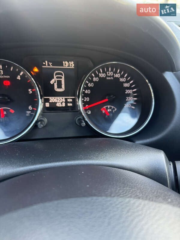 Внедорожник / Кроссовер Nissan Qashqai 2010 в Ровно фото 14 Внедорожник / Кроссовер Nissan Qashqai 2010 в Ровно
