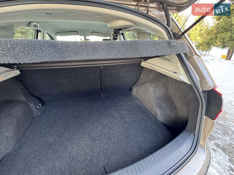 Внедорожник / Кроссовер Nissan Qashqai 2010 в Ровно фото 27 Внедорожник / Кроссовер Nissan Qashqai 2010 в Ровно