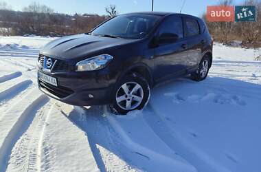 Внедорожник / Кроссовер Nissan Qashqai 2010 в Золочеве