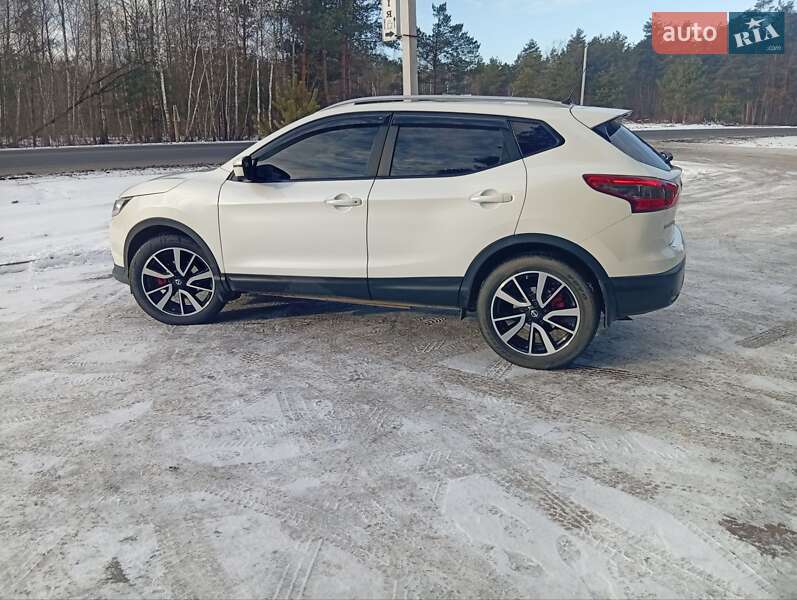 Внедорожник / Кроссовер Nissan Qashqai 2014 в Жовкве