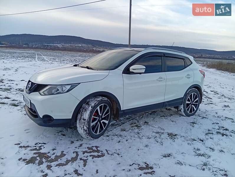 Внедорожник / Кроссовер Nissan Qashqai 2014 в Жовкве