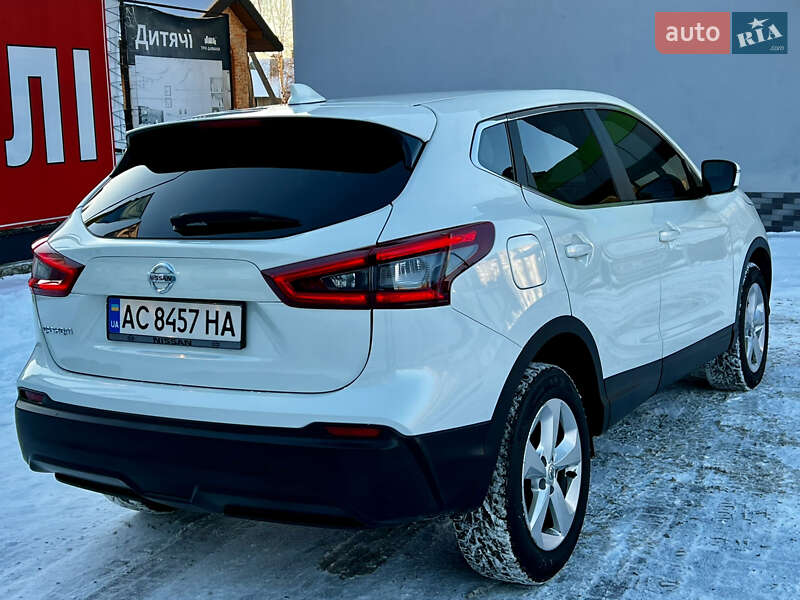 Позашляховик / Кросовер Nissan Qashqai 2017 в Тернополі