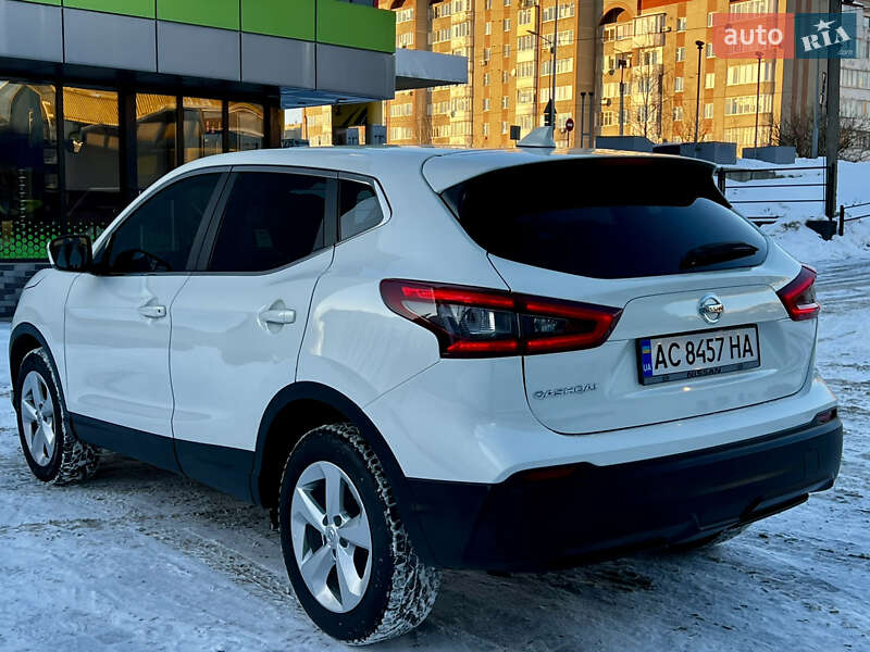 Позашляховик / Кросовер Nissan Qashqai 2017 в Тернополі