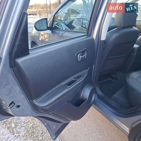 Внедорожник / Кроссовер Nissan Qashqai 2010 в Самборе