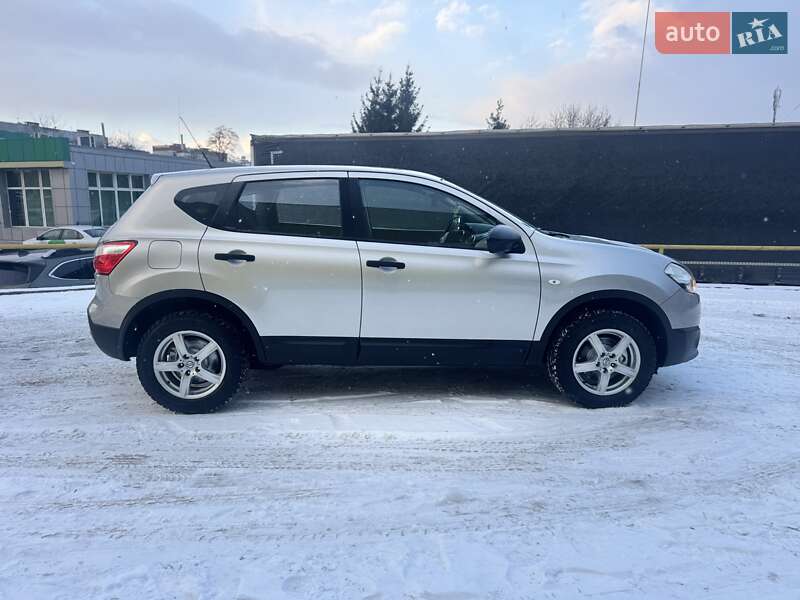 Внедорожник / Кроссовер Nissan Qashqai 2011 в Львове