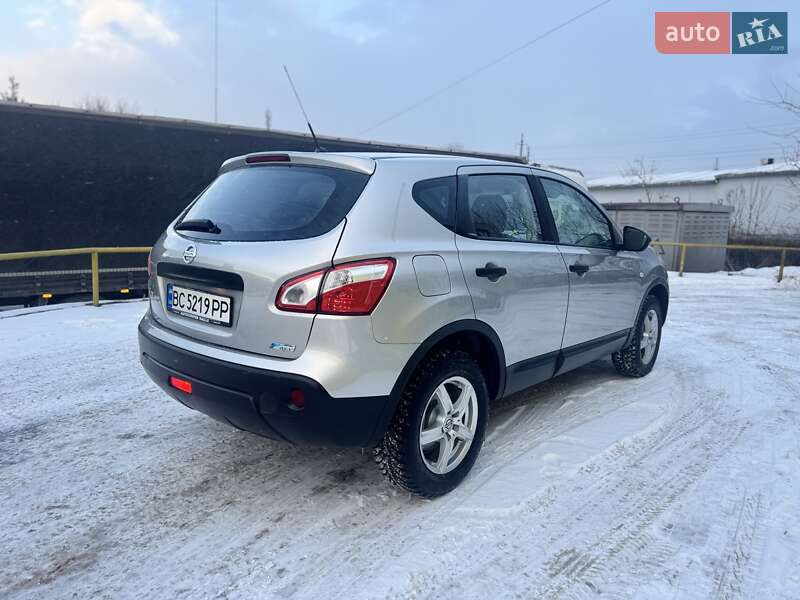 Внедорожник / Кроссовер Nissan Qashqai 2011 в Львове