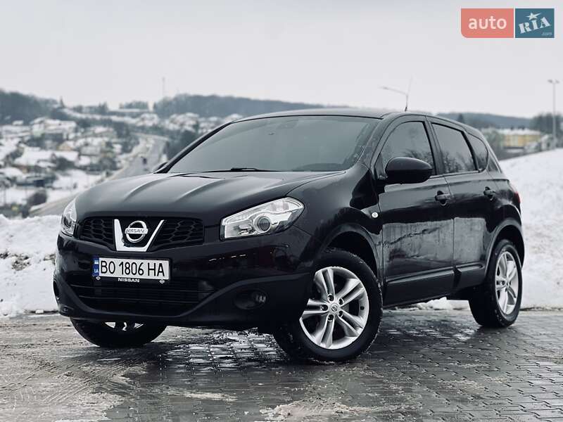 Внедорожник / Кроссовер Nissan Qashqai 2011 в Тернополе
