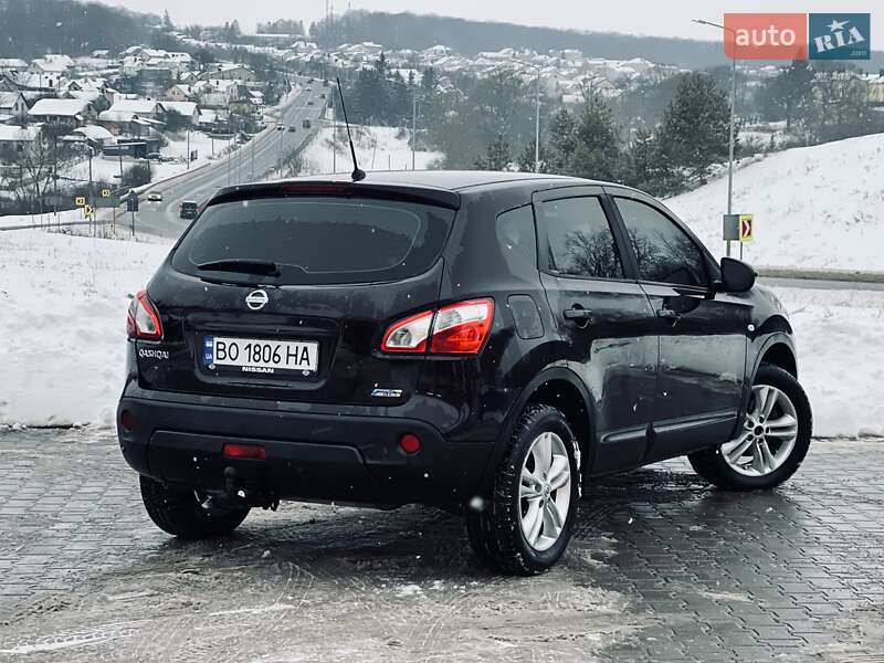 Внедорожник / Кроссовер Nissan Qashqai 2011 в Тернополе