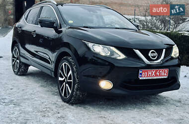 Внедорожник / Кроссовер Nissan Qashqai 2015 в Луцке