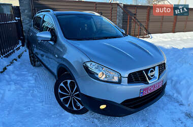 Позашляховик / Кросовер Nissan Qashqai 2012 в Стрию