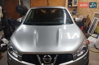 Позашляховик / Кросовер Nissan Qashqai 2010 в Лубнах
