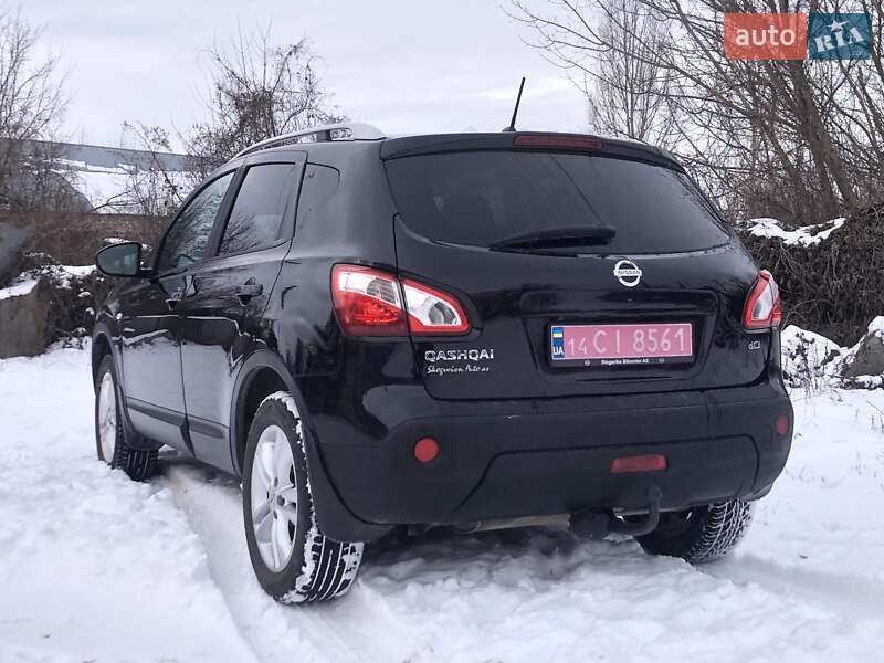 Позашляховик / Кросовер Nissan Qashqai 2010 в Черкасах