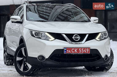 Позашляховик / Кросовер Nissan Qashqai 2015 в Івано-Франківську